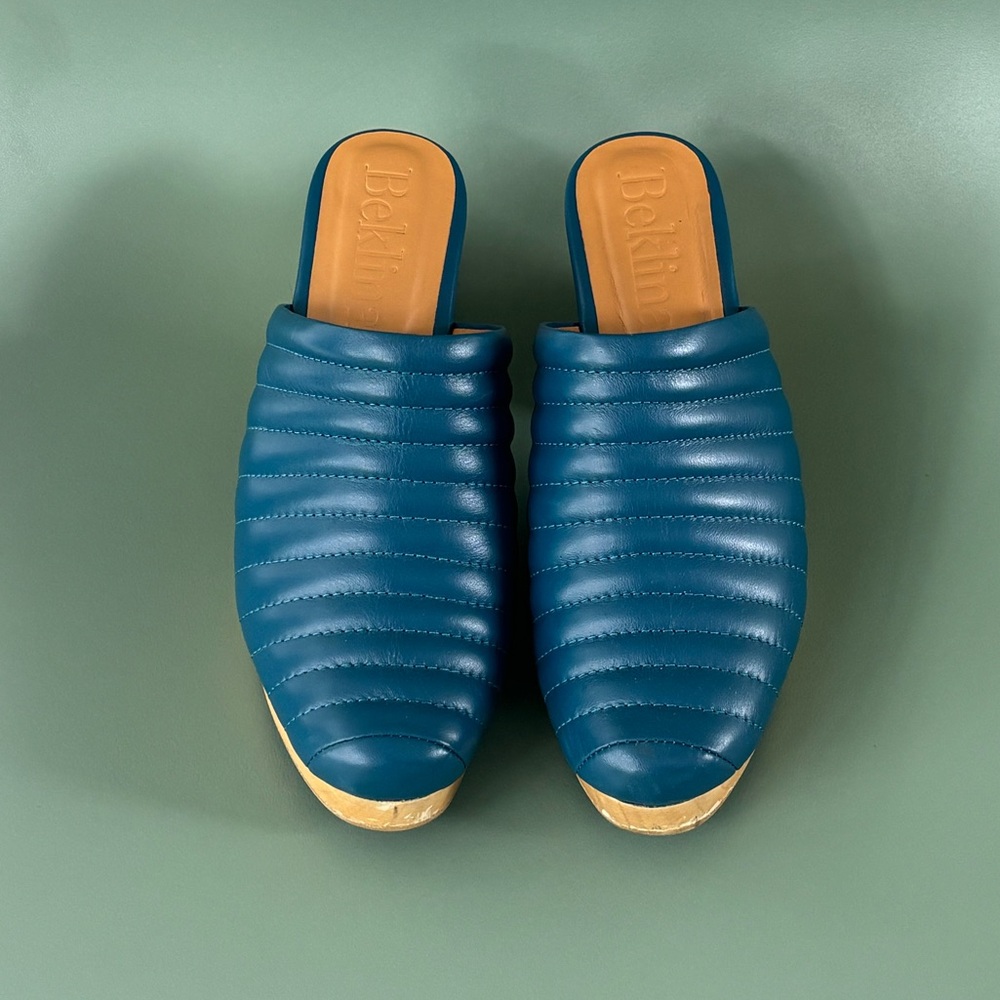 Beklina Ribbed Clogs